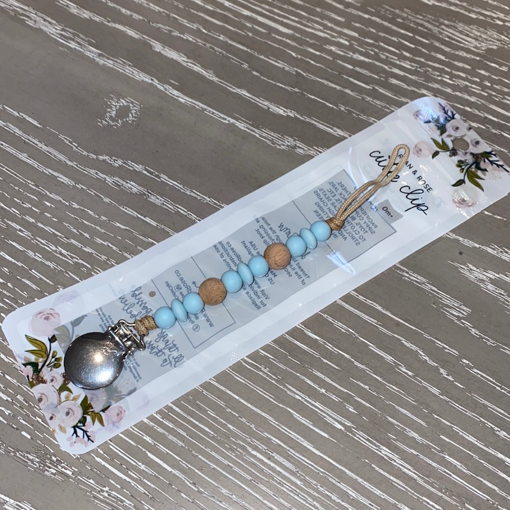 Ryan & Rose Cutie PAT cutie clip pacifier clip